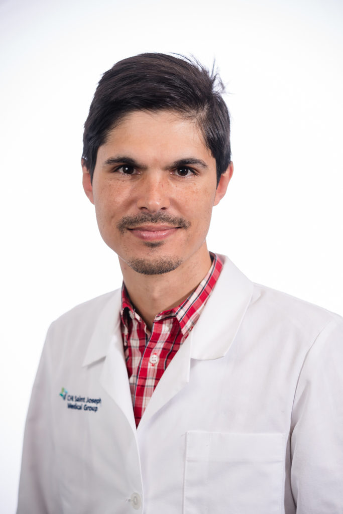 Alexander Hernandez, MD, Joins CHI Saint Joseph Health Primary Care