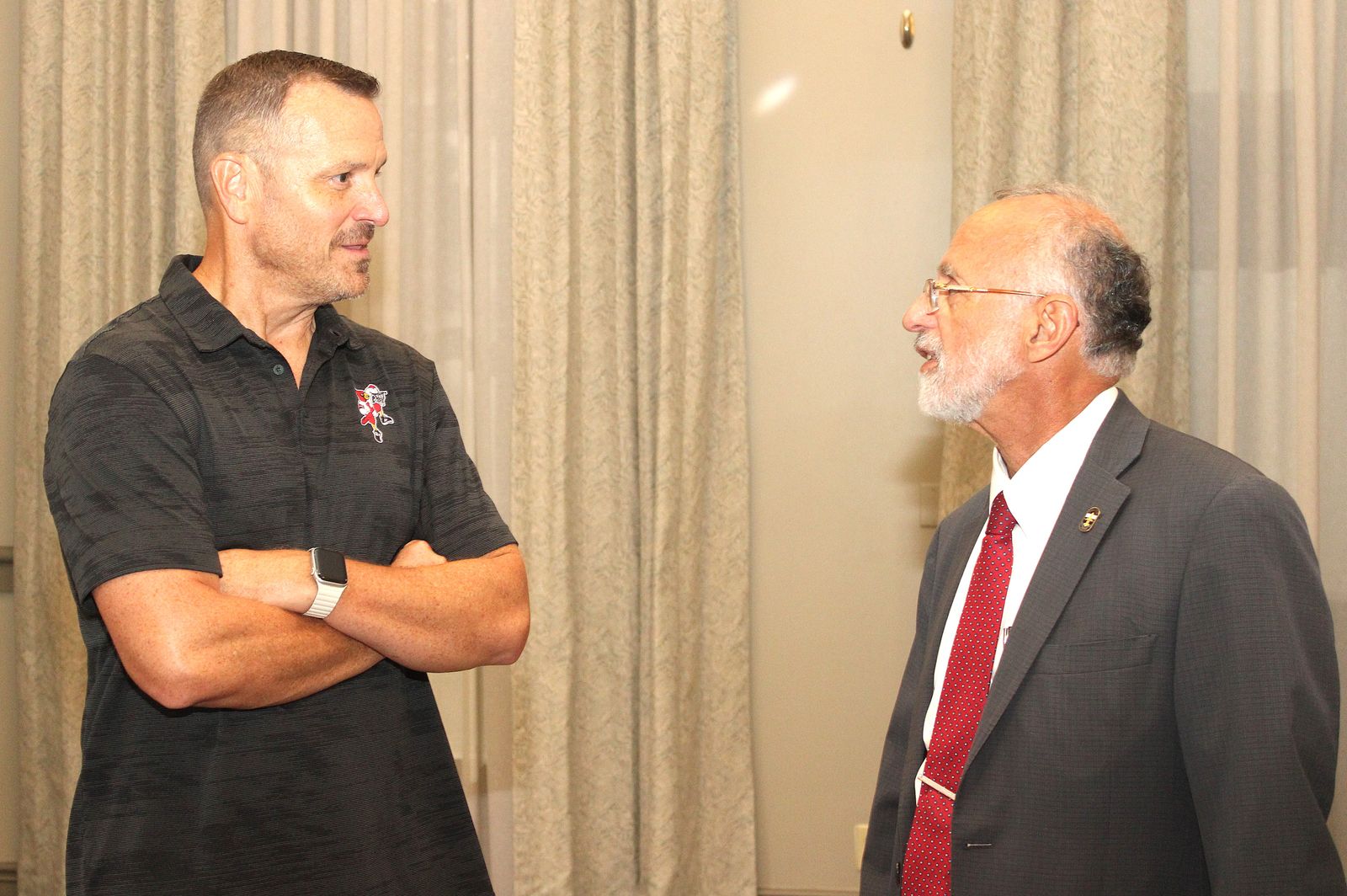 Jeff Walz talking with Dr. El-Mallakh