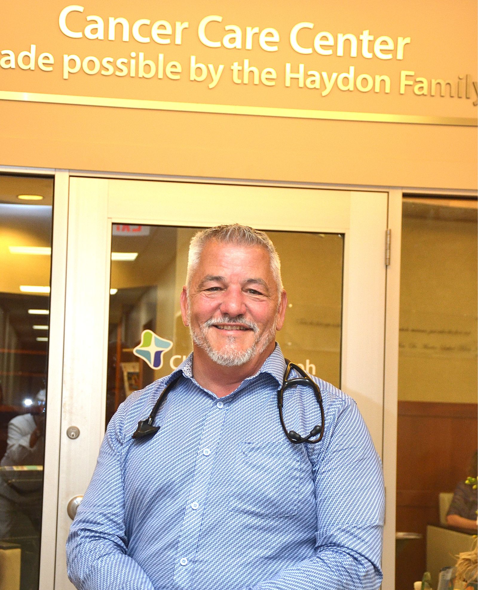 Patrick Williams, MD, at the Bardstown cancer center entrance